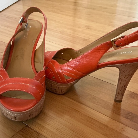 Nine West Size 6 Orange Sling Backs - Picture 3 of 7